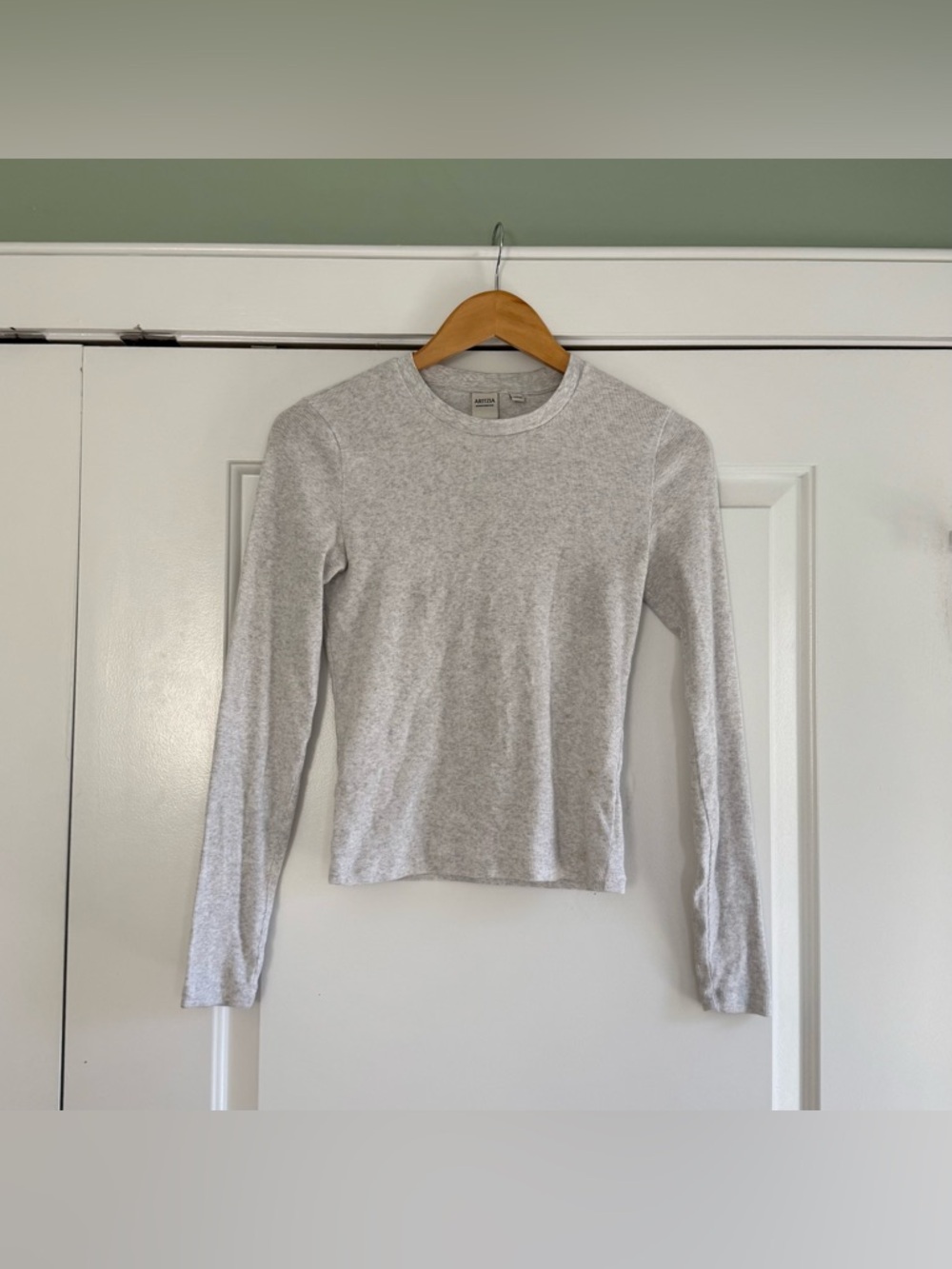 Aritzia Homestretch Top in Light Heather Grey